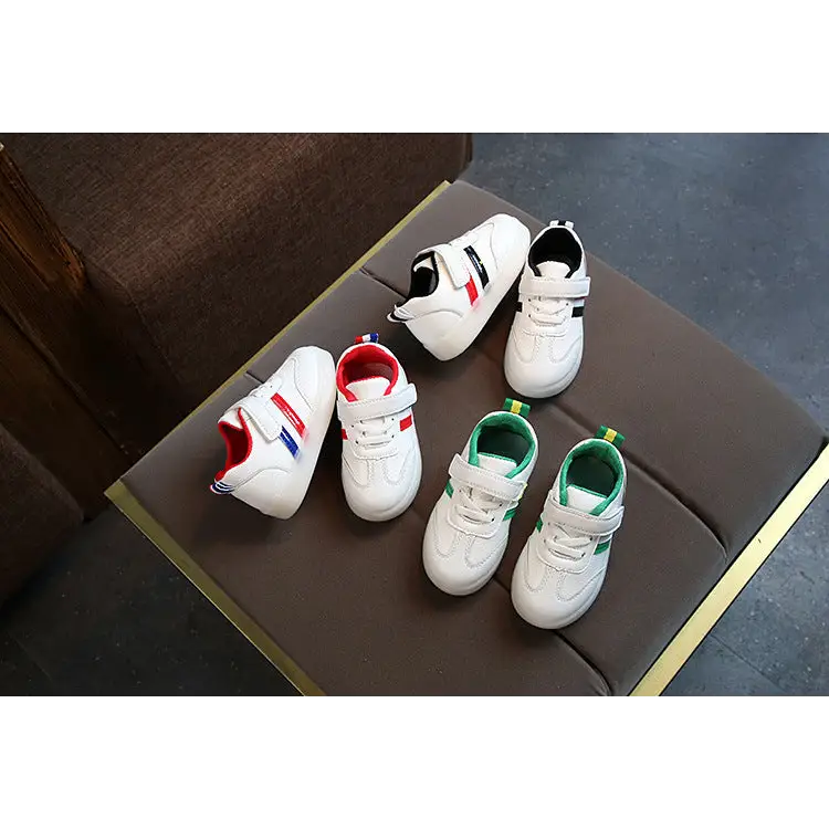 GlowStride: Kimmy White LED Sneakers
