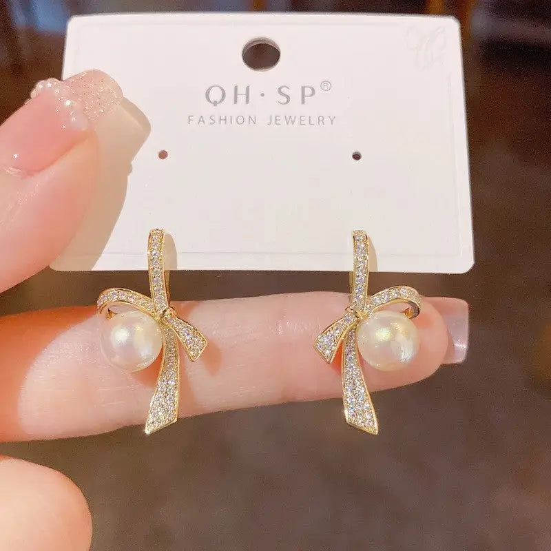 Golden Geo Chic 14K Gold Fashion Ear Clips - No 73