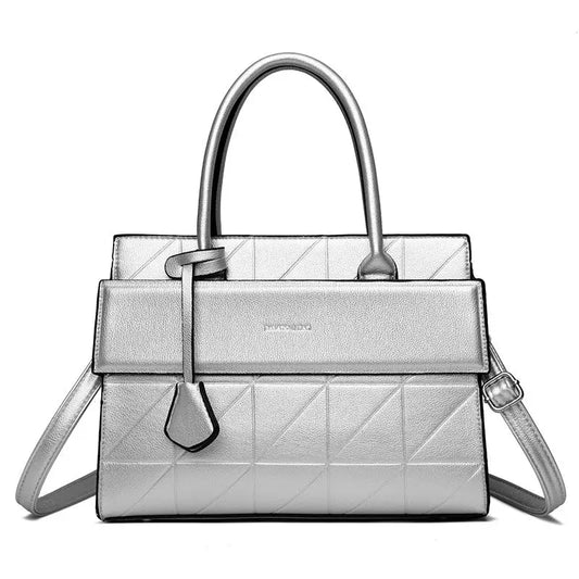 Grandé Style Women’s Tote: Chic & Spacious