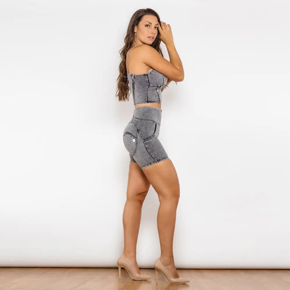 Grey Chic: Shaper Jean Set & Zipper Crop Top Duo - 4