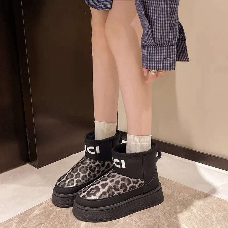 Leopard Print Low Top Artificial Wool Flat Heel Shoes