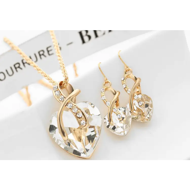 LoveGem: Heart Crystal Zircon Earrings