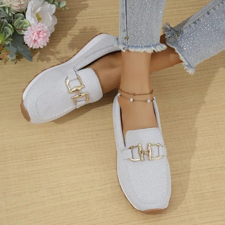 Low Top Solid Color Canvas Shoes with Rubber Sole - White / 36