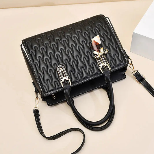 Medium Polyester Street Trend PU Bag with Zipper and Internal Pockets