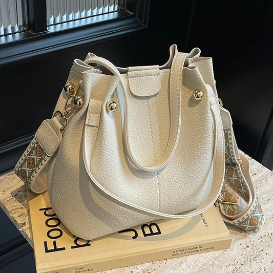 Medium Retro PU Handbag with Sandwich Pocket in Classic Colors