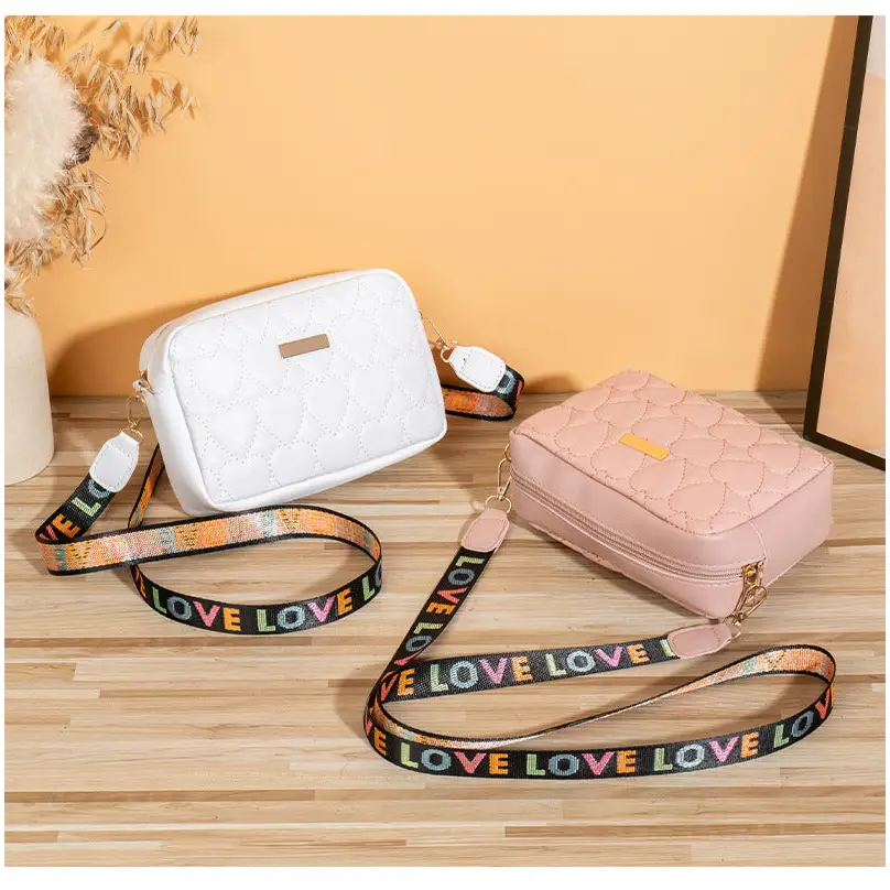 Medium Synthetic Leather Shoulder Bag with Multiple Compartments