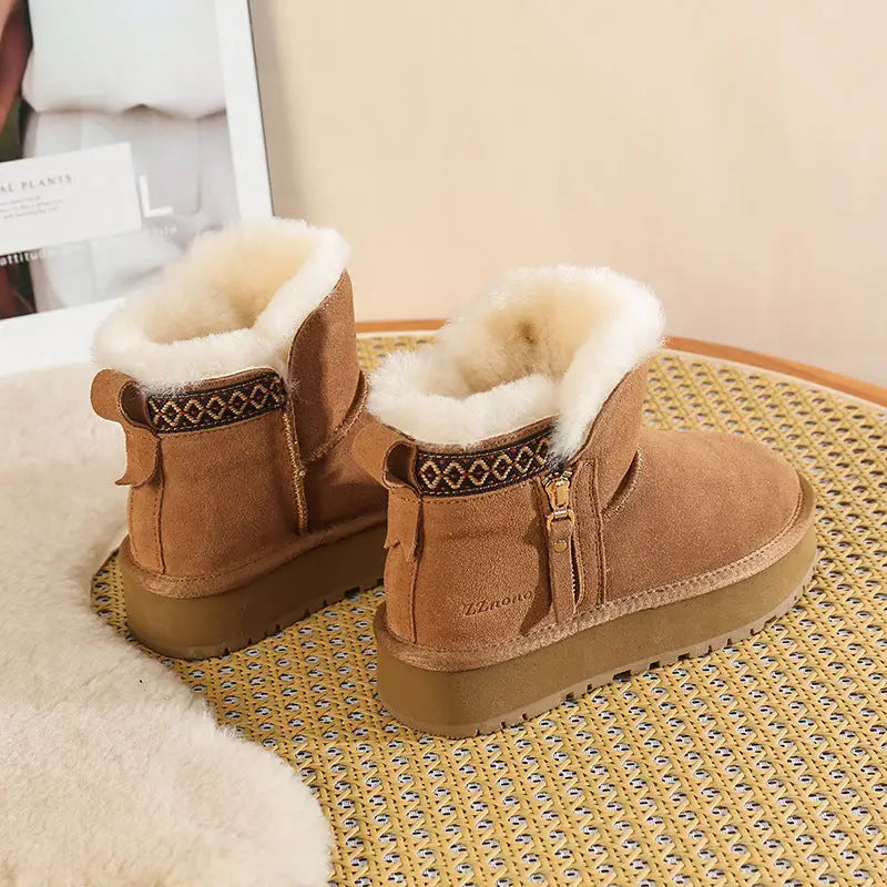 Mid-Top Solid Color Shoes with Injection Molded Sole