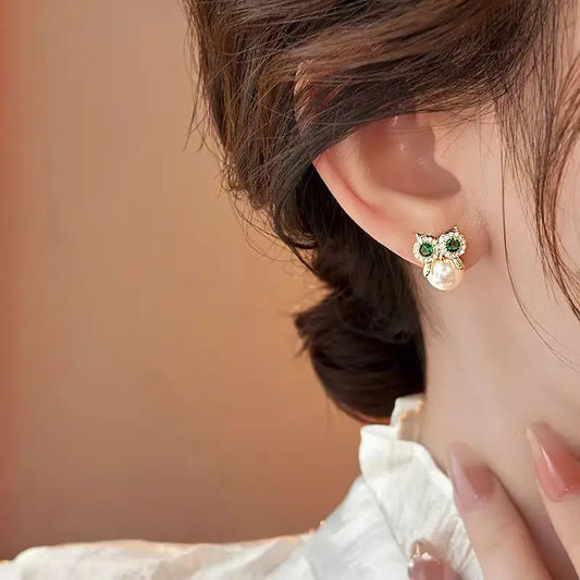 Moonlit Owl Zirconia Pearl Stud Earrings - As Main Image