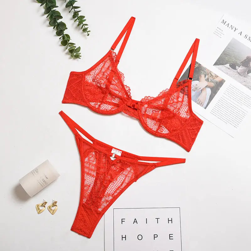 New Women’s Multi-color Perspective Lace Underwear Set - Red / S