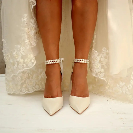 Pearl Ribbon Chunky Heels