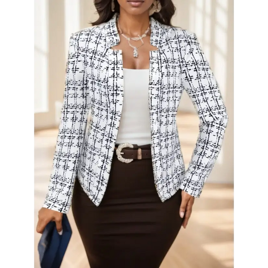 Woman’s plaid blazer outfit.