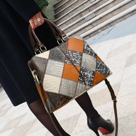 Plaid Lining Polyester Shoulder Bag with Adjustable Strap 36x26x13 cm - Color