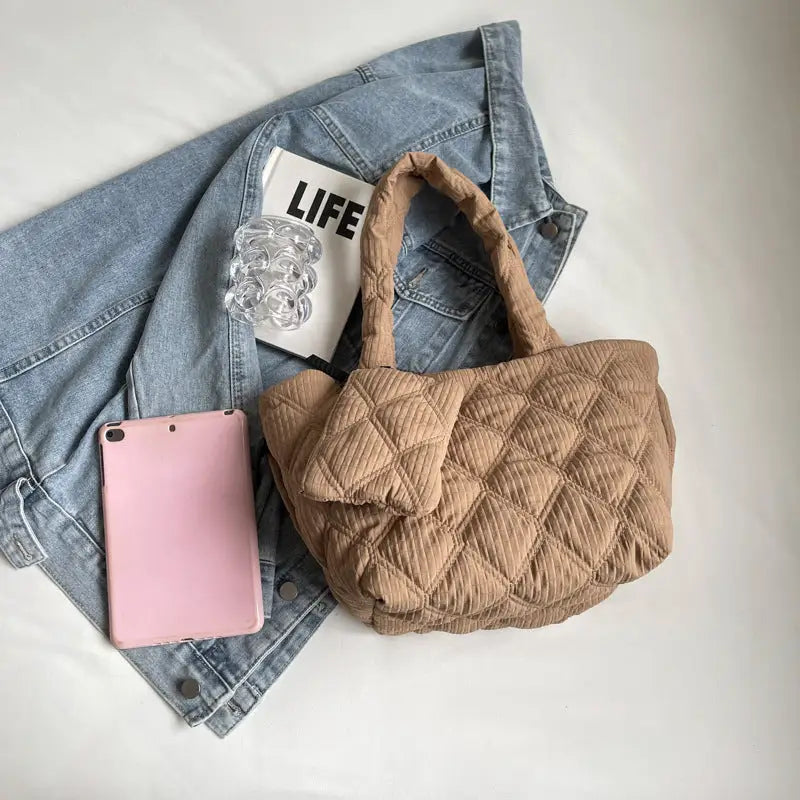 PlaidPerfection: Women’s Diamond Shoulder Bag