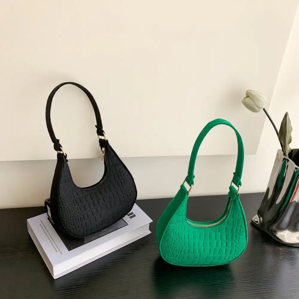 Polyester Felt Handbag in Multiple Colors Free Size