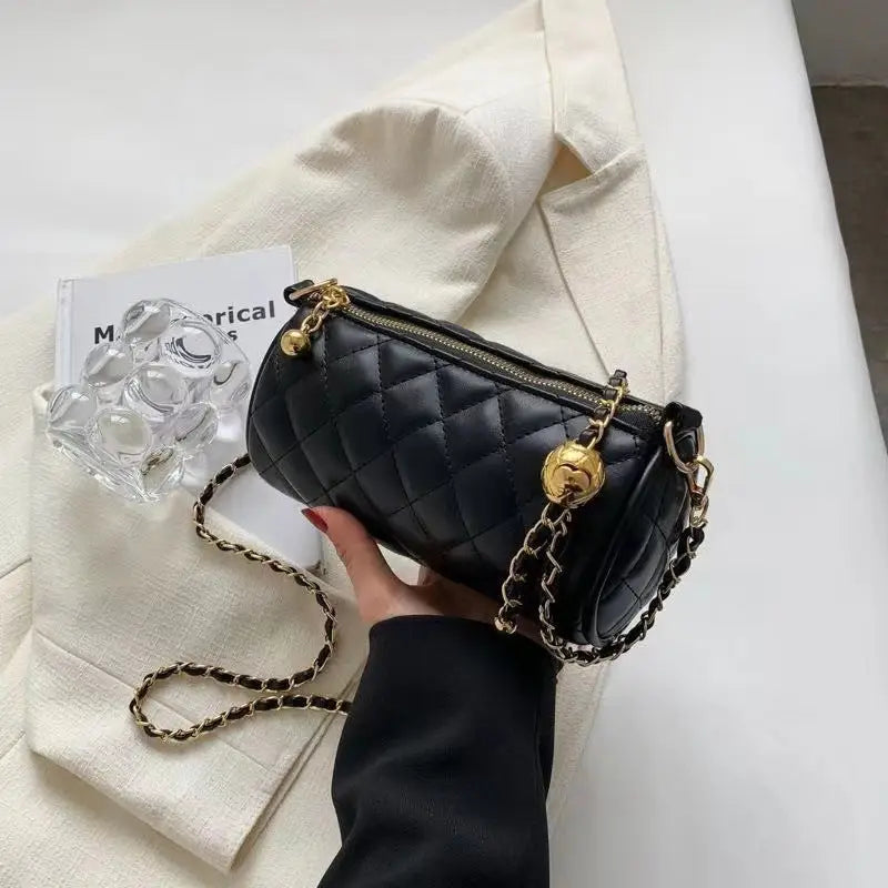 SlingFlex: Chic One-Shoulder Crossbody Bag - Black