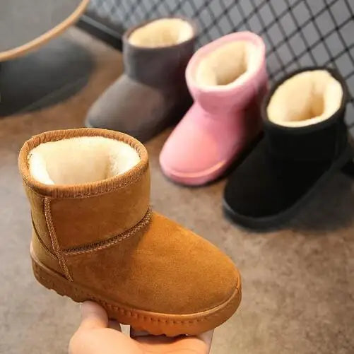 SnowPals: Cozy Boots for Little Adventurers