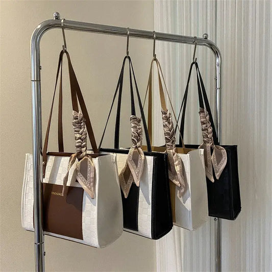 Stitching Soft PU Bucket Bag with Sandwich Pocket and Mobile Phone Compartment
