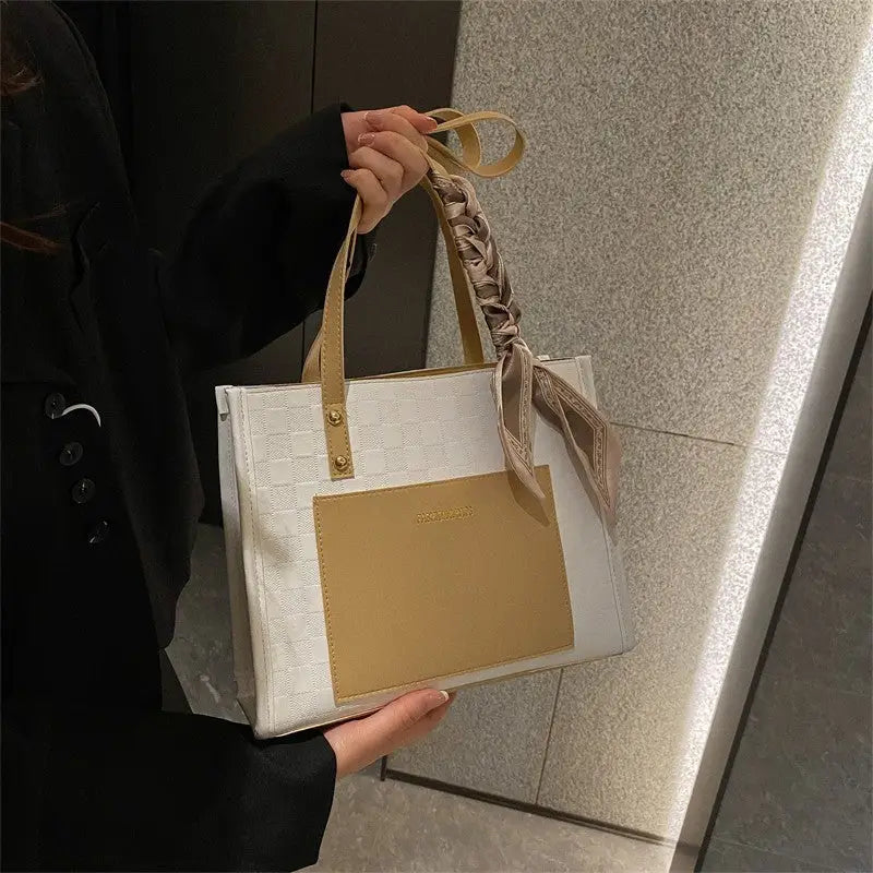 Stitching Soft PU Bucket Bag with Sandwich Pocket and Mobile Phone Compartment
