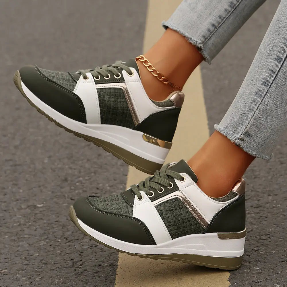 Stride Chic: Women’s Colorblock Lace-Up Sneakers - 4