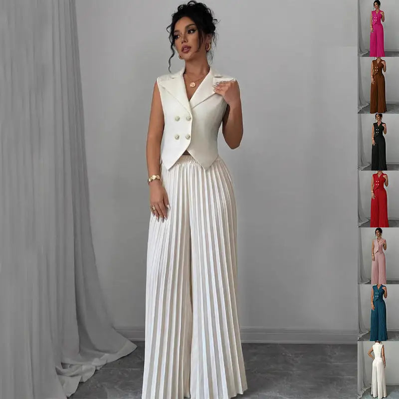 Woman’s pleated pant suit.