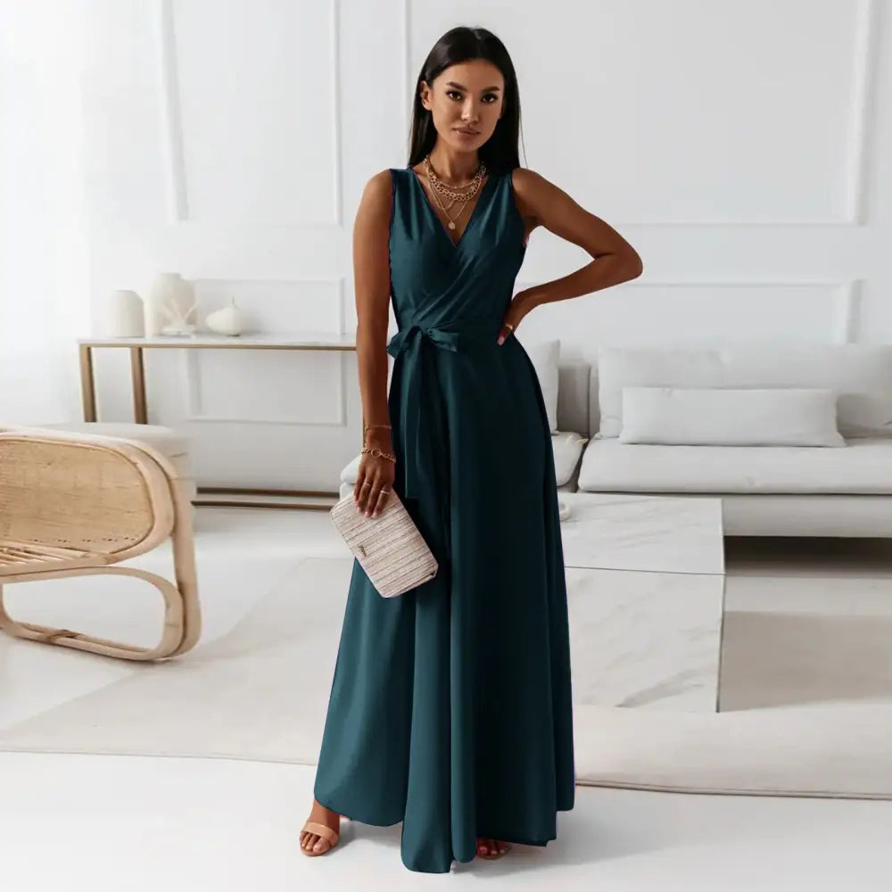 Summer Chic V-Neck Maxi Dress