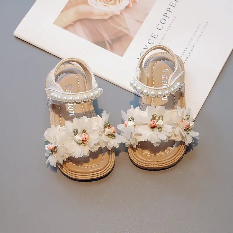 Sweet Petals Sandals - Off white / Size23