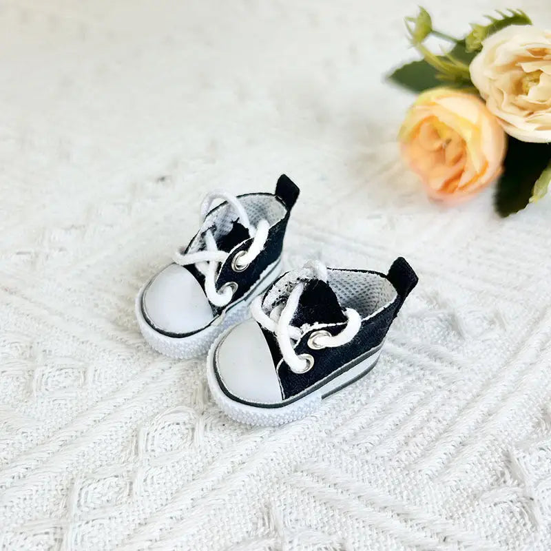 The Monsters Labubu Vinyl Blind Box Clothes Collection Small black canvas shoes