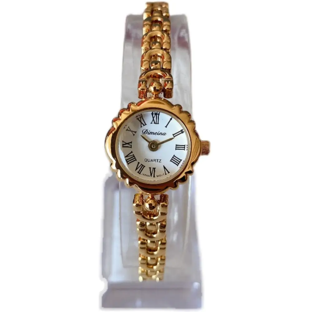 Timeless Chic: Retro Quartz Women’s Bracelet Watch