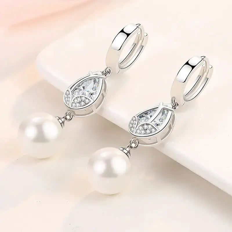 Tulip Pearl Drop Earrings - White Diamond