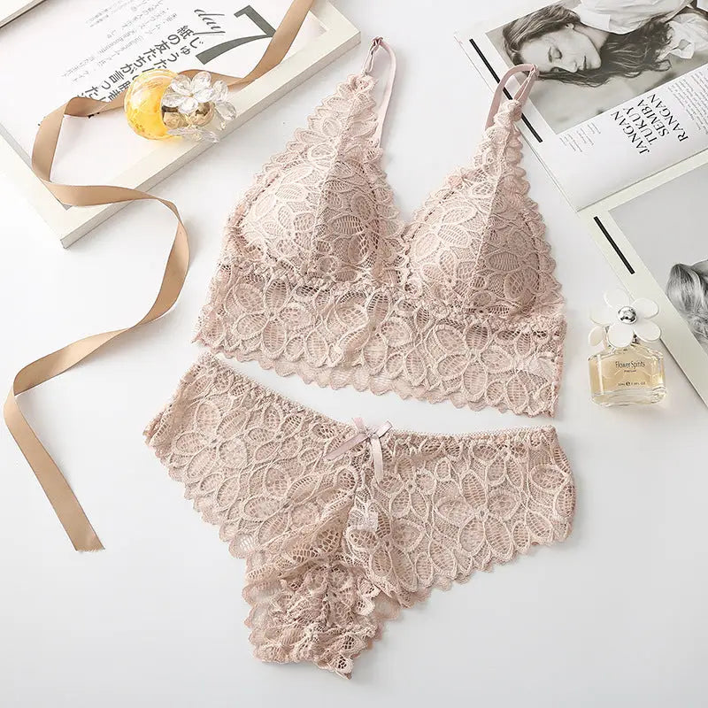 Two-piece lace underwear set - Apricot / One size