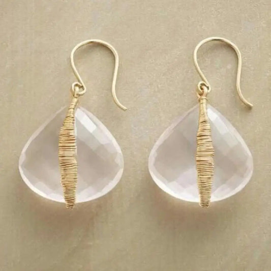 VintageChic: Retro Elegance Women’s Earrings - Gold