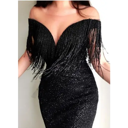 Vivid Charisma: Black Sequin V-Neck Slim Dress