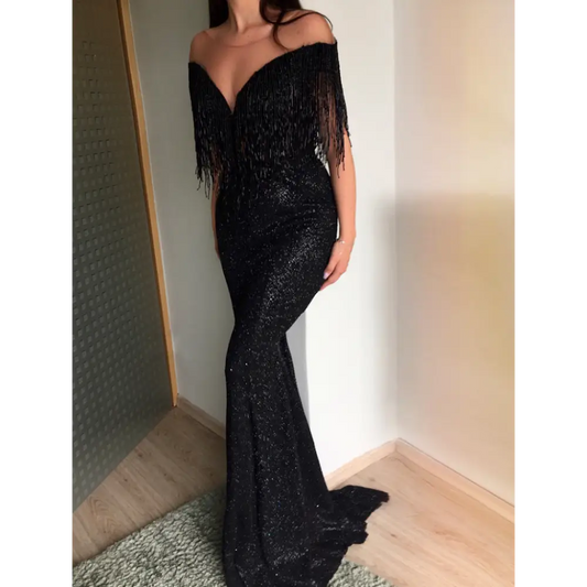 Vivid Charisma: Black Sequin V-Neck Slim Dress