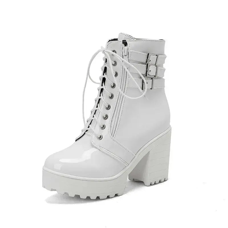Winter Chic Short Booties - White / 34