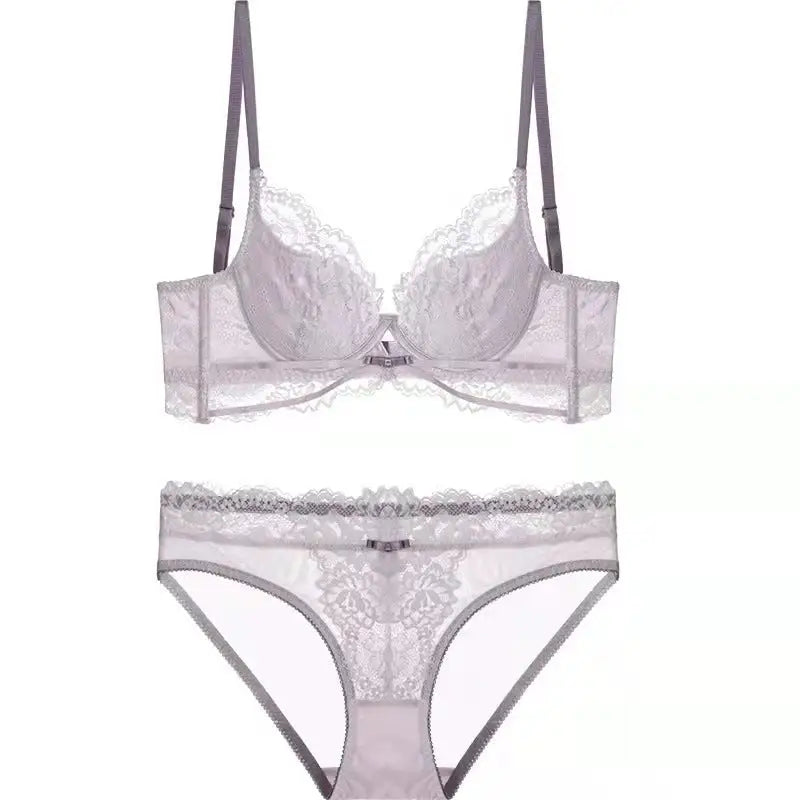 Women’s Fashionable White Underwear With Big Breasts