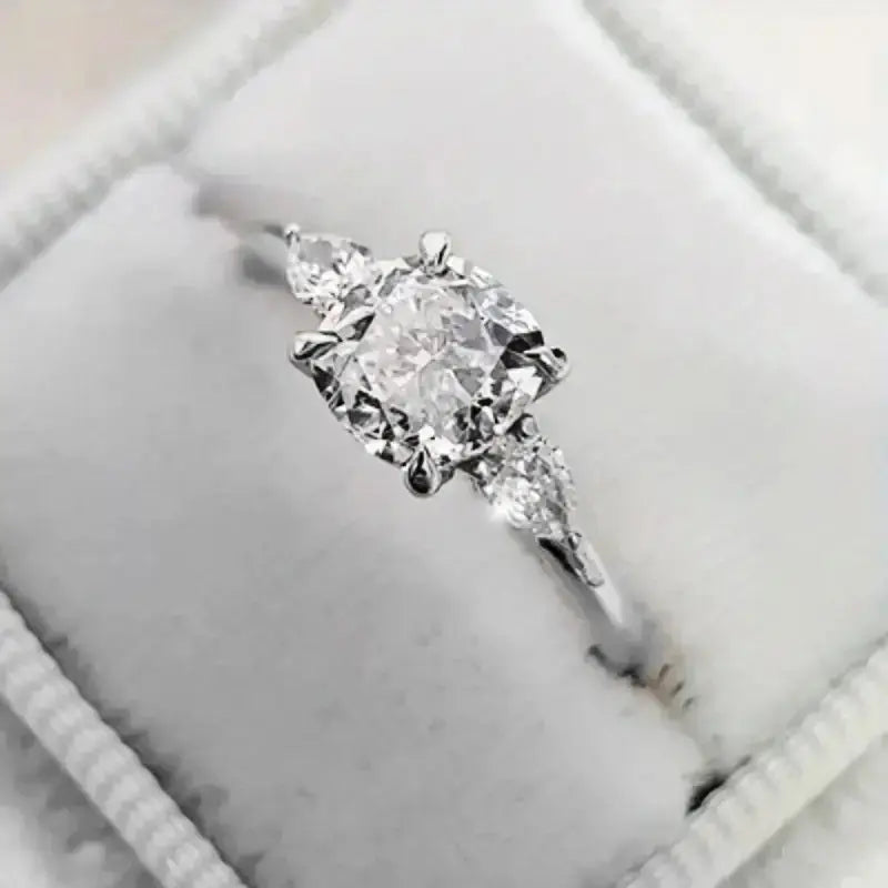 Zircon Elegance: Euro-American Four-Claw Ring - H323 White Gold Color / No 5